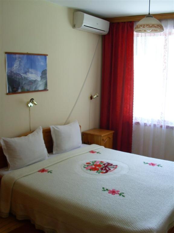 Guest House Villa Katty 발치크 외부 사진