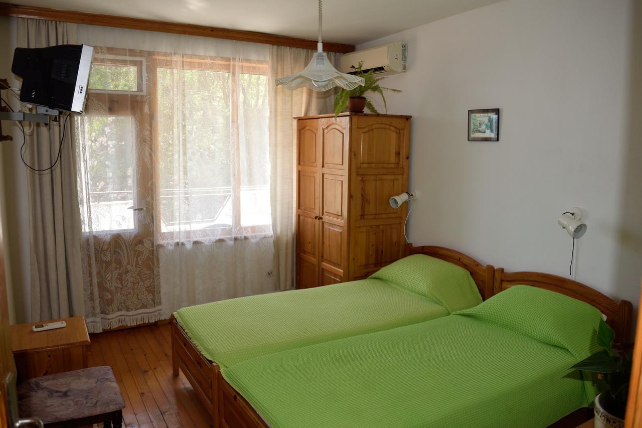 Guest House Villa Katty 발치크 외부 사진